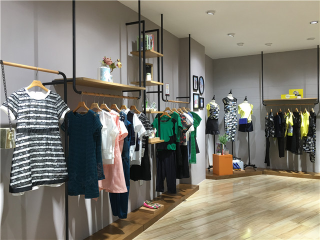 湯家橋?qū)Ｙu(mài)店