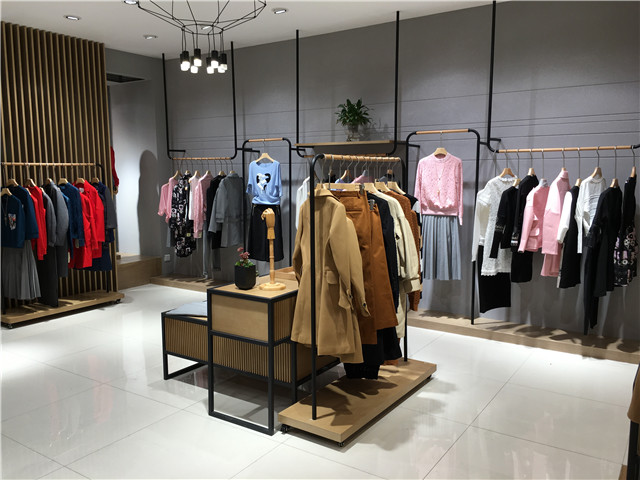 湯家橋?qū)Ｙu(mài)店